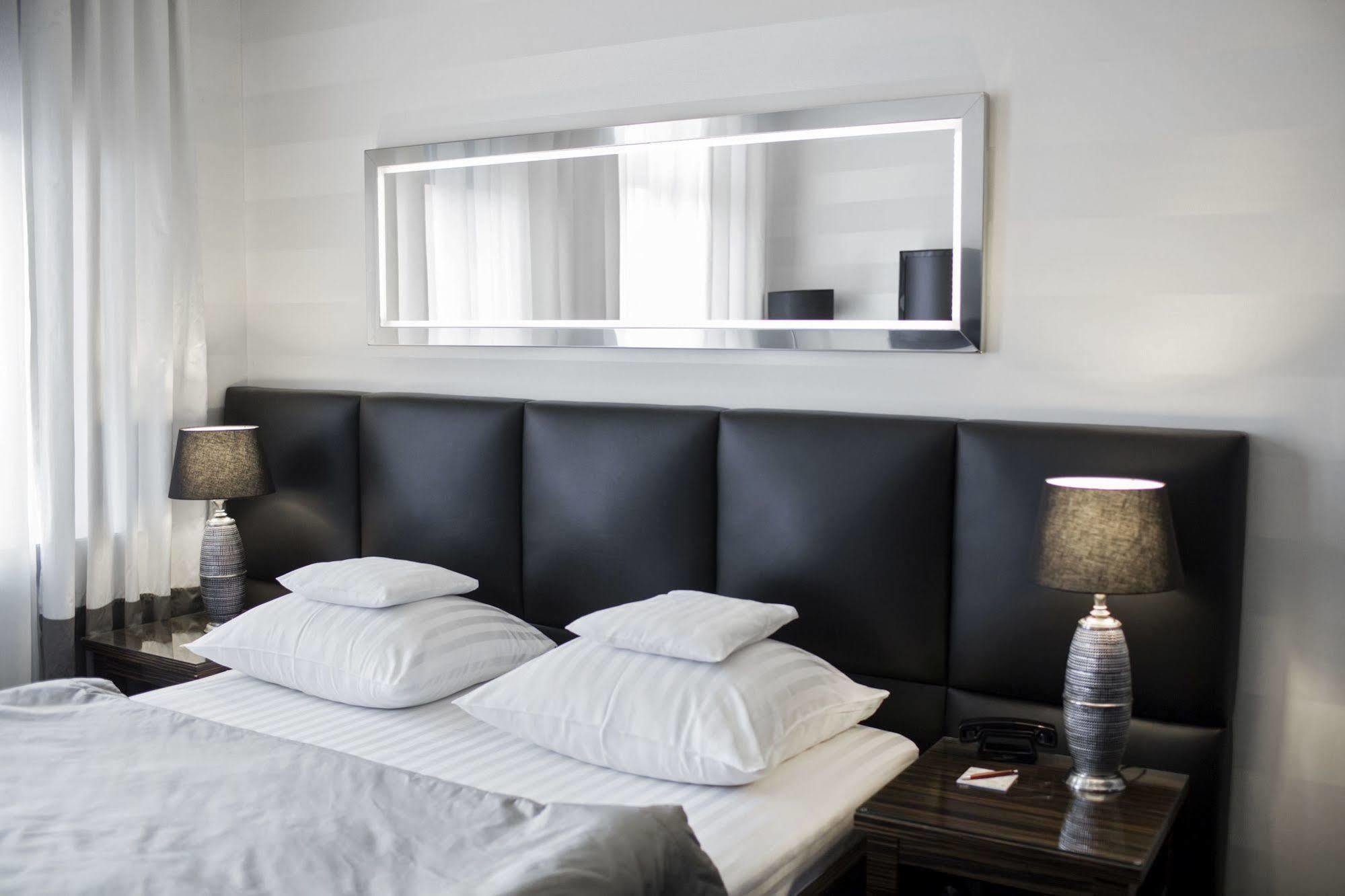 Hotel Europa Kaliszki 외부 사진